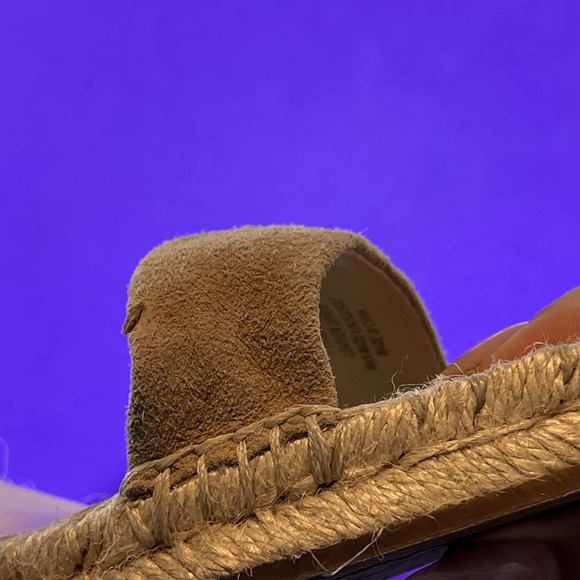 Vince Camuto‎ Womens 11 Beige Suede Meddrina Ankle Strap Espadrille Wedge Sandal - Picture 9 of 10